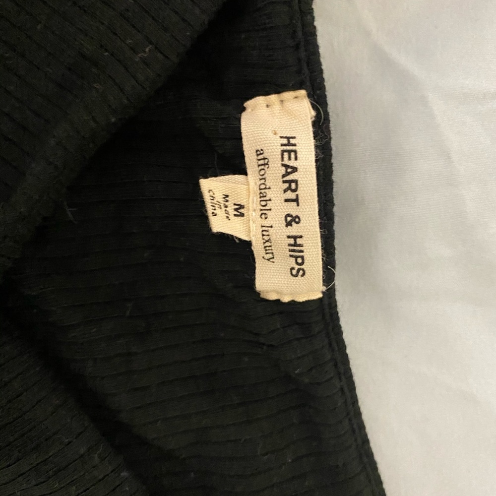 black long sleeve shirt